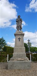 Le Monument aux Morts (Sainte-Marguerite-sur-Fauville)